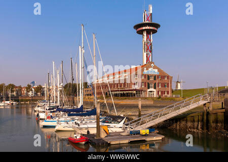 La marina et le parc d'en het Arsenaal Vlissingen, Walcheren, Zélande, Pays-Bas. der Yachthafen und der Freizeitpark Vl en het Arsenaal Banque D'Images