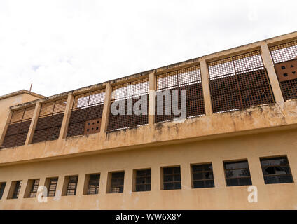 La piscina italiana piscine construite durant la période coloniale italienne, région centrale, Asmara, Erythrée Banque D'Images