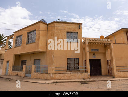 La piscina italiana piscine construite durant la période coloniale italienne, région centrale, Asmara, Erythrée Banque D'Images