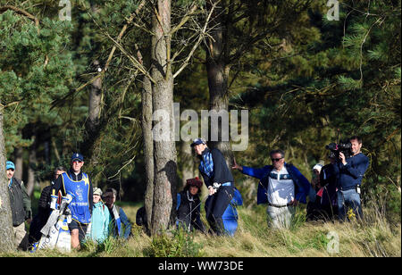 L'Europe de l'équipe Suzann Pettersen joue des arbres près de la 14e au cours de l'Fourball match de la première journée de la Solheim Cup 2019 à Gleneagles Golf Club, à Auchterarder. Banque D'Images