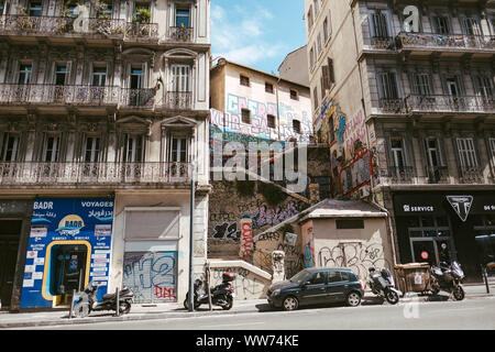 Suis Cours Julien à Marseille, France Banque D'Images