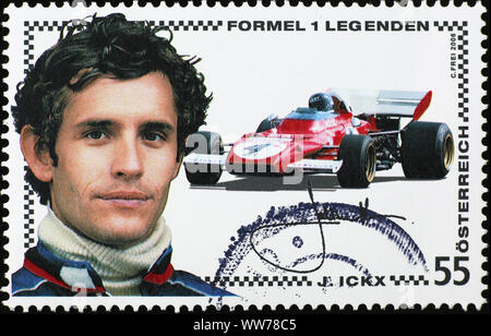Pilote de course Jacky Ickx sur timbre-poste Banque D'Images