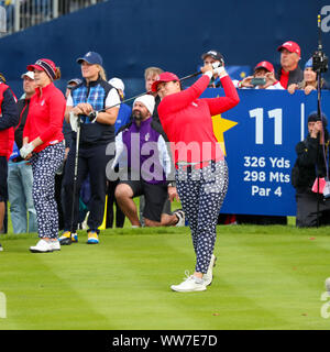 Gleneagles, UK. 13 Sep, 2019. ANNA NORDQVIST et CAROLINE HEDWALL (Europe) a joué contre ALLY McDONALD et ANGEL YIN (USA) sur le cours du Centenaire de l'ACGP à Gleneagles dans le 'fourballs vendredi après-midi. Le jeu fini à la 13e quand USA - McDonald et Yin -gagnés par 7 et 5. Angel Yin pris le départ au 11e tee.Credit : Findlay/Alamy Live News Banque D'Images