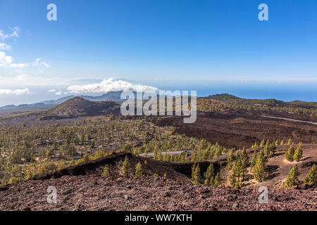 Paysage de lave, vue depuis le volcan de Samara, de Las Canadas, UNESCO World Heritage - site naturel, le Parc National du Teide, Tenerife, Canaries, Espagne, Europe Banque D'Images