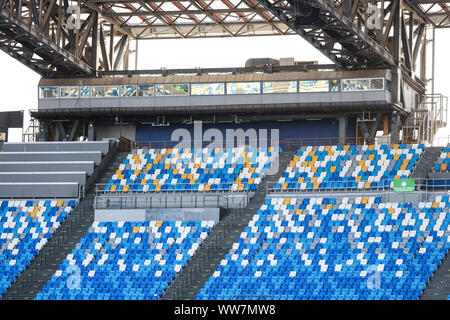 13 septembre 2019, Stade San Paolo Fuorigrotta, Naples, Italie ; le stade San Paolo est ouvert au public pour la première fois après des rénovations au stade - éditorial uniquement. Banque D'Images