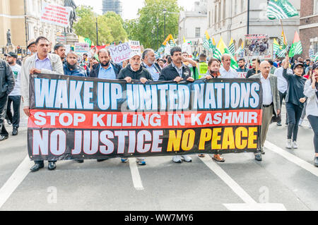 Londres, Angleterre, Royaume-Uni. Septembre 03, 2019 : les foules se rassemblent dans le jardin de la place du parlement pour protester contre les coups violents, voire de tortures administrées par les Indiens en Banque D'Images