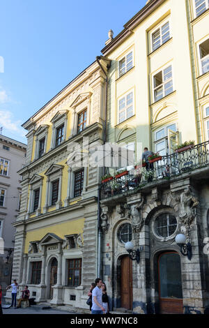 Lviv (Lemberg, Lwiw) : Palais Bandinelli et maison de la famille au square Rynok Wilczek (place du marché) de , Lviv, Ukraine Banque D'Images