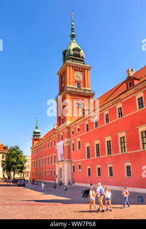 Varsovie, Pologne - 24 juin 2019 : Palais Royal Place du Château dans la vieille ville de la capitale polonaise Banque D'Images