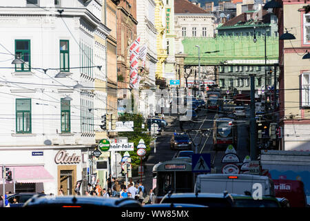Wien, Vienne : rue Währinger Straße, tramway, bus, métro ligne 6, embouteillage, l'Autriche, Wien, 09. Alsergrund
