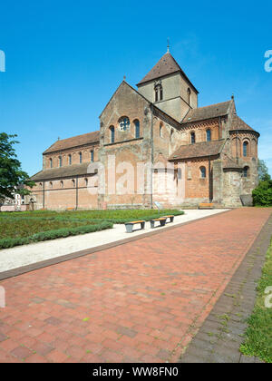 Allemagne, Baden-WÃ¼rttemberg, RheinmÃ¼nster, Schwarzach cathédrale du sud-est de l'ancien monastère, Eglise Saint Pierre et Paul, ancienne abbaye bénédictine, édifice roman sur le Rhin supérieur faite de grès rouge et brique, construit 1220-1225 Banque D'Images