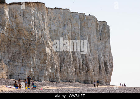 L'Angleterre, l'East Sussex, Eastbourne, Parc National des South Downs, Les Sept Soeurs, plage à Urrugne Banque D'Images