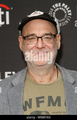 Los Angeles, CA. 13 Sep, 2019. Andy Breckman assiste au Paley Center for Media's 2019 PaleyFest Fall TV Previews - SCT's 'l'indice de détresse" au Paley Center le 13 septembre 2019 à Beverly Hills, CA. Credit : Arc Sh/Espace d'image/media le poinçon du Paley Center for Media 2019 Paley Fest Fall TV NBC aperçus au Paley Center for Media, 05 septembre 2019 à Beverly Hills,/Alamy Live News Banque D'Images