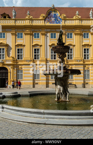 MELK, Autriche- le 16 août 2019 : l'historique Abbaye de Melk, cour d'entrée Banque D'Images