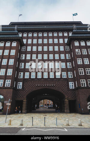 L'emblématique de l'expressionnisme de brique noire balayant conception de la Chilehaus (Chili) Maison à Hambourg. Conçu par l'architecte Fritz Höger et achevé en 1924 Banque D'Images