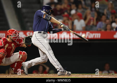 Anaheim, Californie, USA. 13 Sep, 2019. 13 septembre 2019 : Rays de Tampa Bay center fielder Tommy Pham (29) perruque pendant le jeu entre les Rays de Tampa Bay et les Los Angeles Angels of Anaheim au Angel Stadium à Anaheim, CA, (photo de Peter Renner and Co, Cal Sport Media) Credit : Cal Sport Media/Alamy Live News Banque D'Images