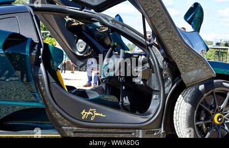 Ayrton Senna McLaren limited-production sur des voitures de sport spectacle au Concours d'elégance à Blenheim Palace, le 8 septembre 2019 Banque D'Images