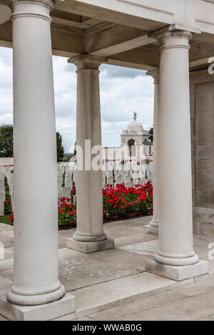 Cimetière de Tyne Cot & Memorial, le plus grand cimetière militaire à Zonnebeke, près de la ville d'Ypres en Flandre Occidentale sur le saillant de la Belgique Banque D'Images