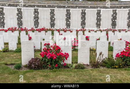 Cimetière de Tyne Cot & Memorial, le plus grand cimetière militaire à Zonnebeke, près de la ville d'Ypres en Flandre Occidentale sur le saillant de la Belgique Banque D'Images