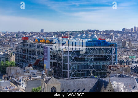 Paris, France, le Centre Pompidou, vue aérienne de la ville Banque D'Images