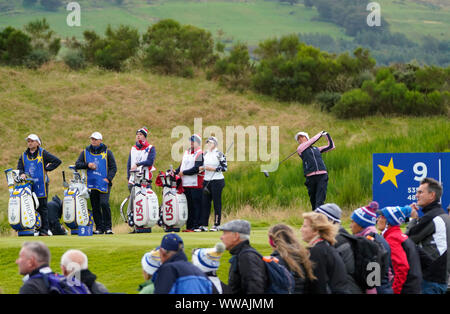 Auchterarder, Ecosse, Royaume-Uni. 14Th Sep 2019. Samedi matin Foresomes correspond à 2019 Solheim Cup sur le cours du Centenaire à Gleneagles. Céline Boutier ; de l'Europe sur les disques durs 9tth trou. Credit : Iain Masterton/Alamy Live News Banque D'Images