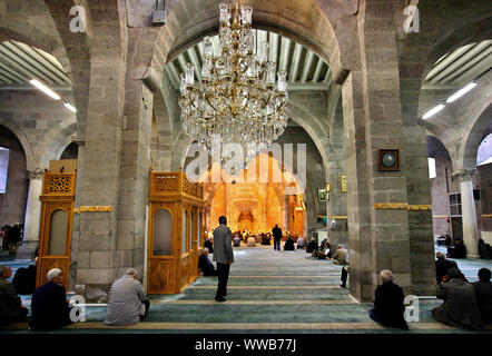 À l'intérieur de la mosquée d'Ulu (littéralement "Grande Mosquée", aussi connu sous le nom de "Cami Kebir'), l'ancienne mosquée (800 ans) de la ville de Kayseri, Turquie. Banque D'Images