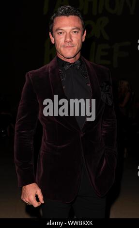 Londres, Royaume-Uni. 14Th Sep 2019. Luke Evans assiste à la mode pour la piste de secours au Musée Britannique lors de la London Fashion Week. Londres, Royaume-Uni. 14/09/2019 | Le monde d'utilisation : dpa Crédit photo alliance/Alamy Live News Banque D'Images