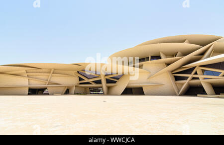 Le desert rose inspiré de repère architectural le Musée national du Qatar, Doha, Qatar Banque D'Images