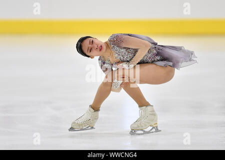 Vous les jeunes de Corée, effectuer dans le programme court dans la Lombardie Trophée, au Palaghiaccio IceLab le 13 septembre 2019 à Bergame, Italie. Credit : Raniero Corbelletti/AFLO/Alamy Live News Banque D'Images