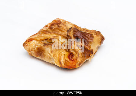 Cipollina sicilien. Une cuisine de rue typique de Sicile. Faite avec des olives, tomates, jambon, l'oignon et le fromage. Banque D'Images