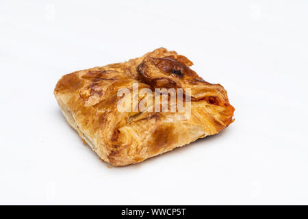 Cipollina sicilien. Une cuisine de rue typique de Sicile. Faite avec des olives, tomates, jambon, l'oignon et le fromage. Banque D'Images