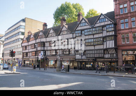 Staple Inn, High Holborn, London, England, UK Banque D'Images