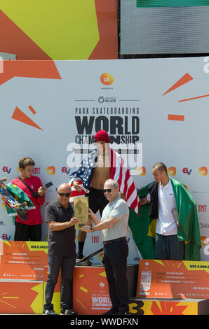 Sao Paulo, Brésil. 15 Sep, 2019. 1ère Heimana Reynolds (USA), 2e Luiz Francisco (BRA), 3ème Pedro Quintas (BRA), au cours de la finale du Championnat du Monde de Skate Park SP. Le Skate parc WS Championnat du Monde est l'événement qui ajoute le plus de points au classement olympique, 80 000 points. Le monde Skate Park Championship, est tenue Cândido Portinari Park/SP, ce dimanche (15). Crédit : Foto Arena LTDA/Alamy Live News Banque D'Images