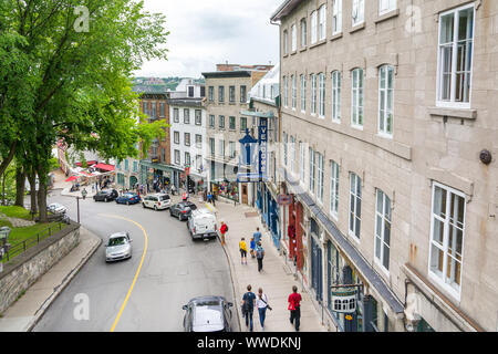 La ville de Québec, Canada - 6 août 2015promenade dans une rue typique de la ville de Québec lors d'un matin nuageux. Banque D'Images