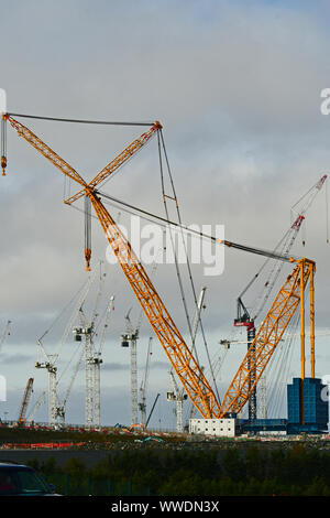 Hinckley Point, UK. 15 Sep, 2019. Rencontrez Big Carl les mondes plus grand Crane commence à travailler à Hinckley Point Power Station .l'article 656 pieds de hauteur 250mètres. Crédit : Robert Timoney/Alamy Live News Banque D'Images