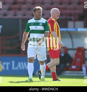 Glasgow, Royaume-Uni. 15 Sep, 2019. 15 septembre 2019 ; le contrôle de l'énergie Stadium, Glasgow, Écosse ; Kris Doolan Testimonial, Partick Thistle XI et XI ; celtique de la Celtic Lubo Moravcik XI et chic de Charnley le Partick Thistle XI - usage éditorial : Action Crédit Plus Sport Images/Alamy Live News Banque D'Images