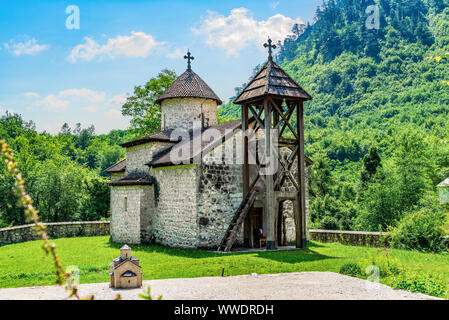 Ancien monastère de Donja Dobrilovina dans les montagnes du Monténégro Banque D'Images