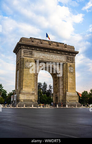 Arc de Triomphe (Arcul de Triumf) à Bucarest, Roumanie, 2019. Banque D'Images