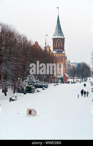 Dans la cathédrale de Kaliningrad, l'hiver de la Cathédrale Notre Dame et saint Adalbert, brique gothique, tombe d'Emmanuel Kant à Kaliningrad, Russie, Kaliningrad, EAS Banque D'Images