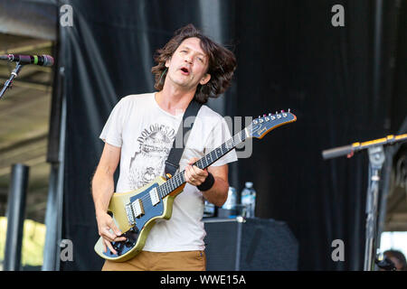 14 septembre 2019, Chicago, Illinois, États-Unis : TIM KASHER de Cursive pendant l'ÉMEUTE Fest Festival de musique au Douglas Park à Chicago, Illinois (crédit Image : © Daniel DeSlover/Zuma sur le fil) Banque D'Images