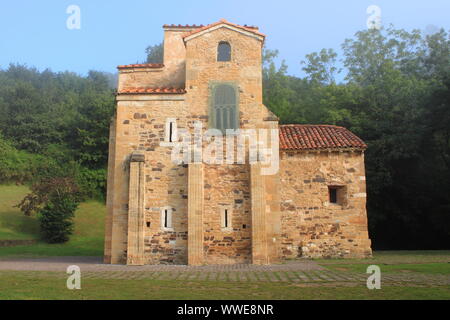 Église de Saint Michel de Lillo au Mont Naranco à Oviedo, Espagne Banque D'Images