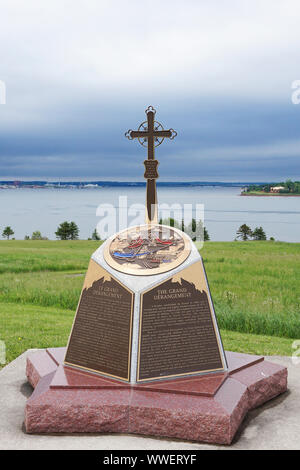 Repère historique sur le Grand Dérangement, la déportation des Acadiens du Canada. Marqueur est situé à Port-la-Joye-Fort-Amherst. Banque D'Images