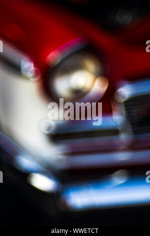 Résumé fond coloré. voiture rétro Boke fond avec copie espace. Close-up view vintage American auto détails avec effet de flou de la bulle. Banque D'Images