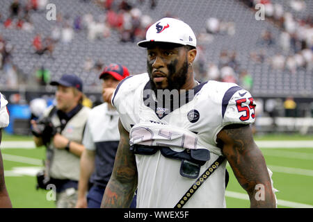 Houston, Texas, USA. 21 juillet, 2019. Le secondeur des Houston Texans Benardrick McKinney (55) laisse le champ après Houston's 13-12 victoire sur les Jacksonville Jaguars à NRG Stadium à Houston, TX, le 15 septembre 2019. Crédit : Erik Williams/ZUMA/Alamy Fil Live News Banque D'Images