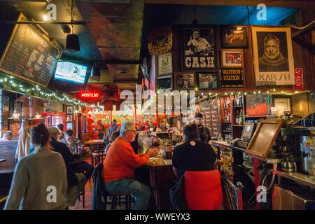 Barbecue à motif dinosaure à Syracuse, NY Banque D'Images