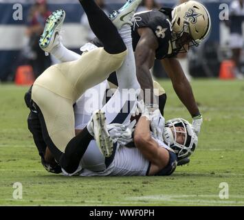 Los Angeles, United States. 15 Sep, 2019. Los Angeles Rams wide receiver Cooper Kupp (18) s'arrête dans la deuxième - la moitié du Los Angeles Memorial Coliseum de Los Angeles, Californie le dimanche, 15 Septembre, 2019. Les Béliers défait les Saints 27 - 9 pour ouvrir leur saison. Photo de Michael Goulding/UPI UPI : Crédit/Alamy Live News Banque D'Images