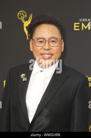 LOS ANGELES, CA - Septembre 514 : Nico Santos, au 2019 Creative Arts Emmy Awards Jour 2 à la Microsoft Theatre de Los Angeles, Californie le 15 septembre 2019. Credit : Faye Sadou/MediaPunch Banque D'Images