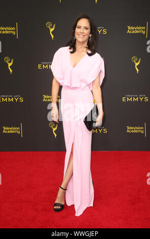 LOS ANGELES, CA - Septembre 514 : Annabeth Gish, au 2019 Creative Arts Emmy Awards Jour 2 à la Microsoft Theatre de Los Angeles, Californie le 15 septembre 2019. Credit : Faye Sadou/MediaPunch Banque D'Images