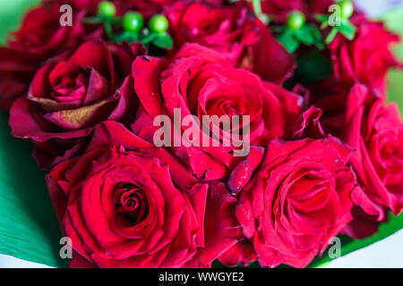 Mariage bouquet de roses rouges Banque D'Images