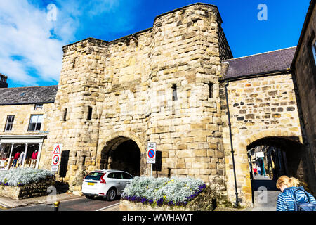 Bondgate Tower Alnwick Alnwick, Northumberland, Angleterre, Ville, Ville d'Alnwick Northumberland Royaume-uni, Bondgate Tower, Alnwick, arch, Archway, arches, Bondgate Banque D'Images