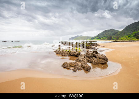 Plage Trengandin, village près de Noja Cantabria, ESPAGNE Banque D'Images